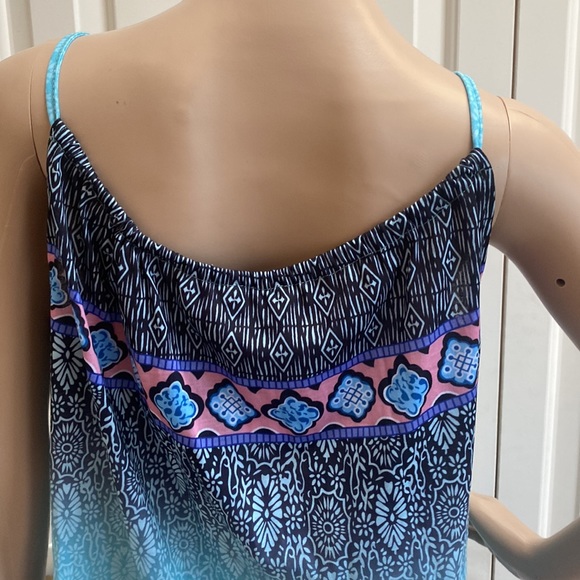 NWT Simple Favor Womens Size M Tank Top. Ombré teal and black. Great Pattern. - Picture 7 of 10